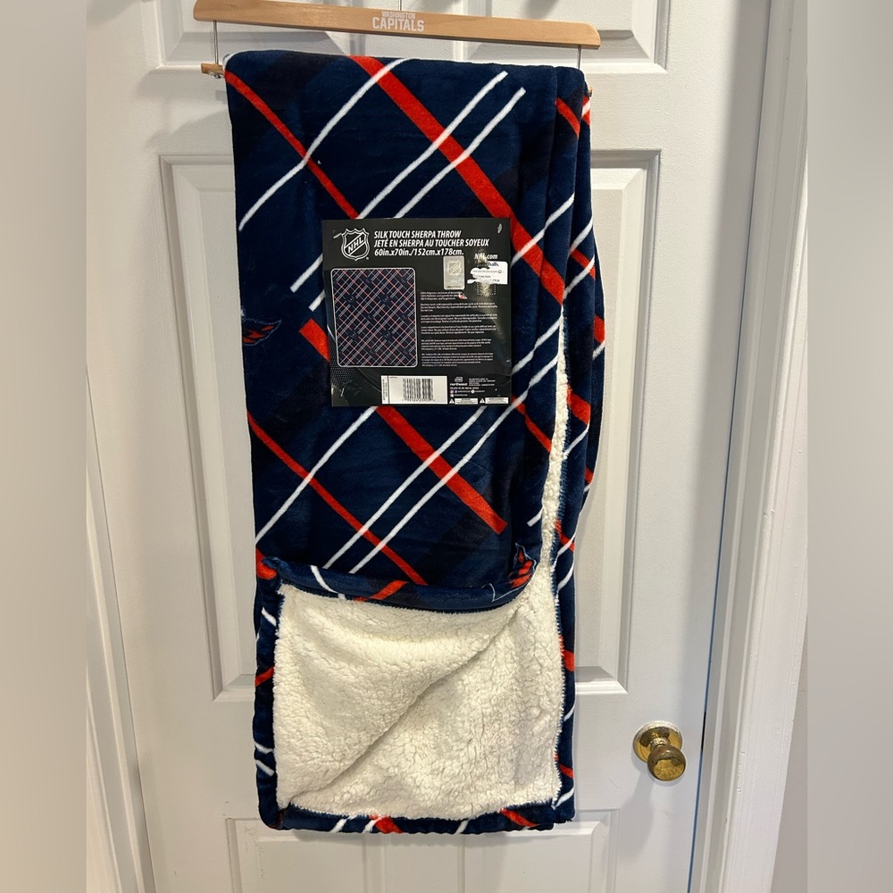 NWT NHL Washington Capitals Sherpa Blanket - Red, White, Blue 60 x 70 $35
